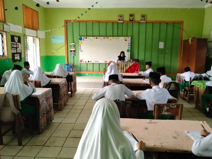 Kegiatan Pelaksanaan Asesmen Sumantif Akhir Kelas VI Tahun 2026 di MIN 1 Batang Hari
