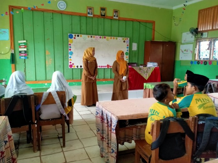 Puskesmas Muara Bulian Berikan Suntikan Anti Kanker Kepada Peserta Didik MIN 1 Batang Hari