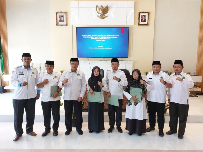 Tingkatkan Sinergi dan Kolaborasi, Kepala MIN 1 Batang Hari Hadiri Rapat Koordinasi Pendidikan Madrasah Tahun 2026 Kemenag Batang Hari
